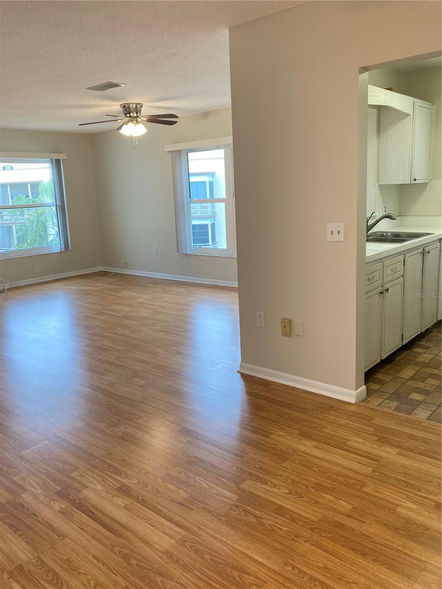 FIVE TOWNS OF ST PETE - Residential