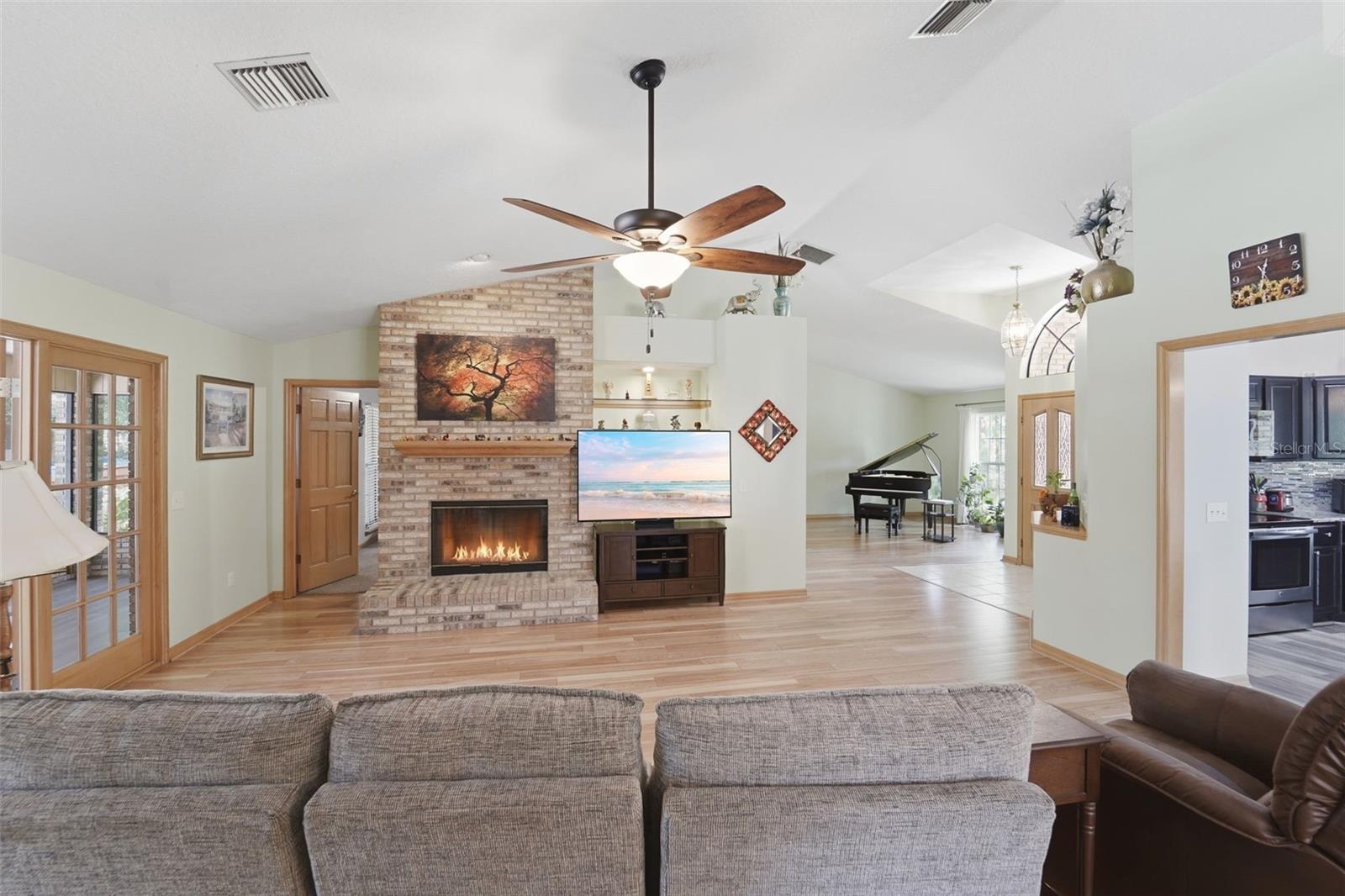 LONGLEAF PLANTATION UNIT 03 - Residential