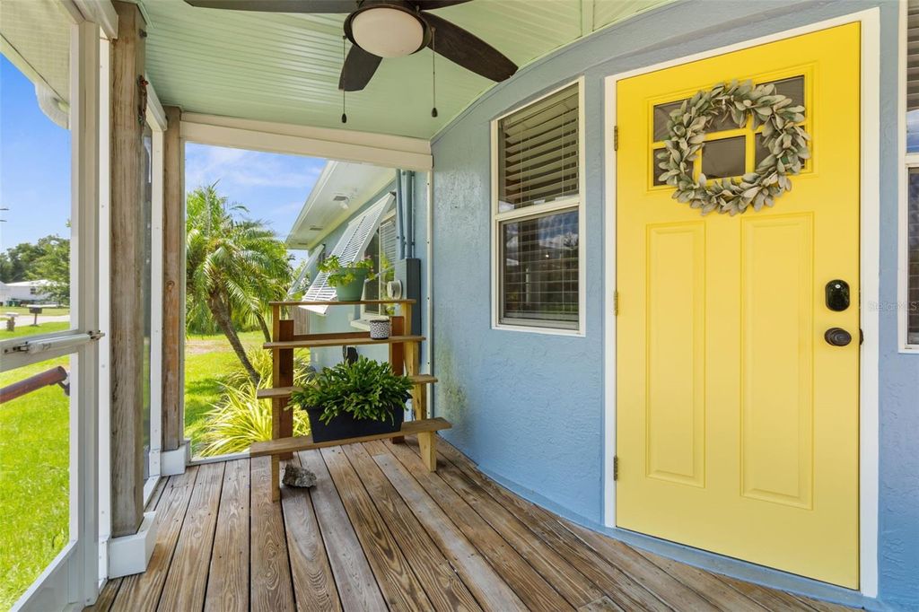 Photo of 219 Darst Avenue, Punta Gorda, FL 33950 (MLS # C7513538)