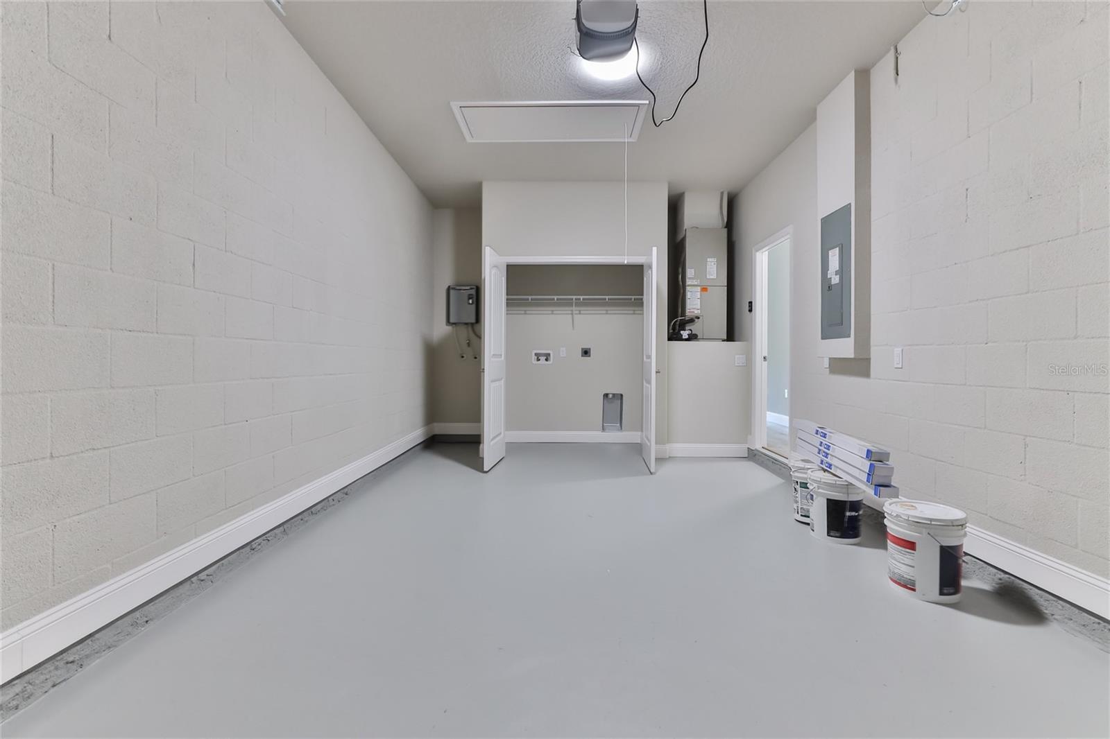 PALM COAST SEC 33 - Residential Lease