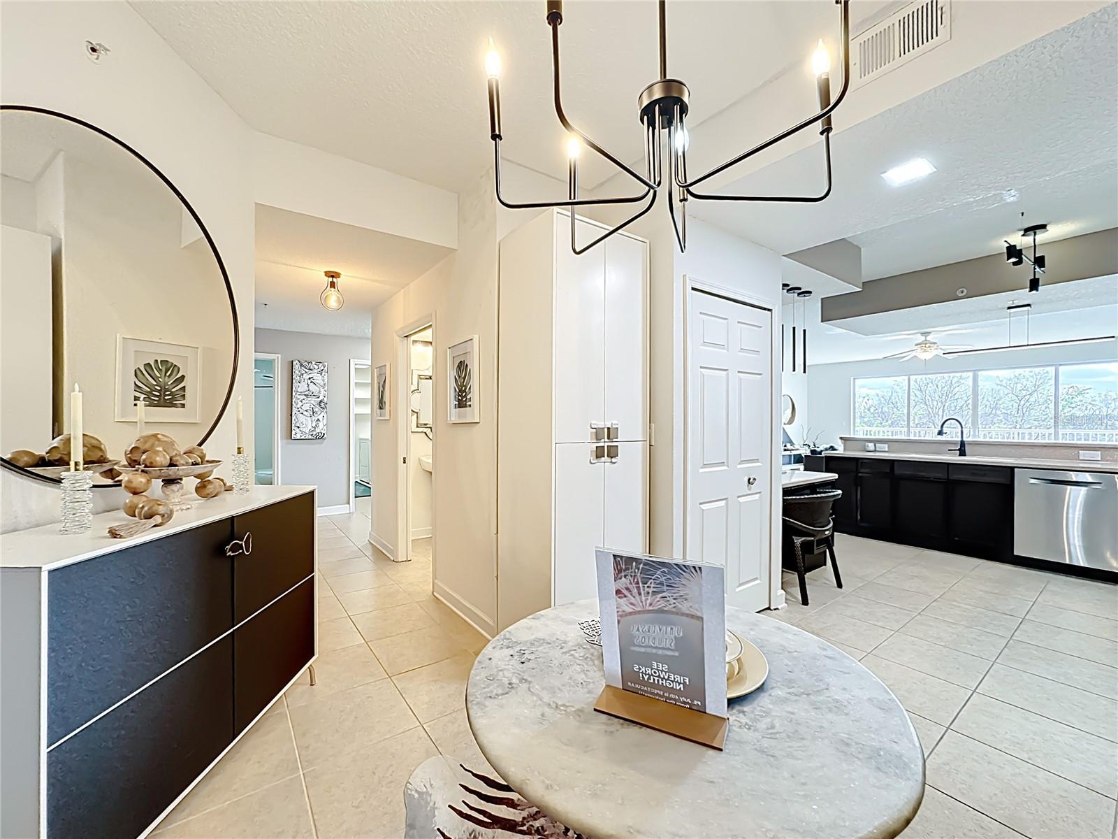 PROMENADE PH 01 - Residential