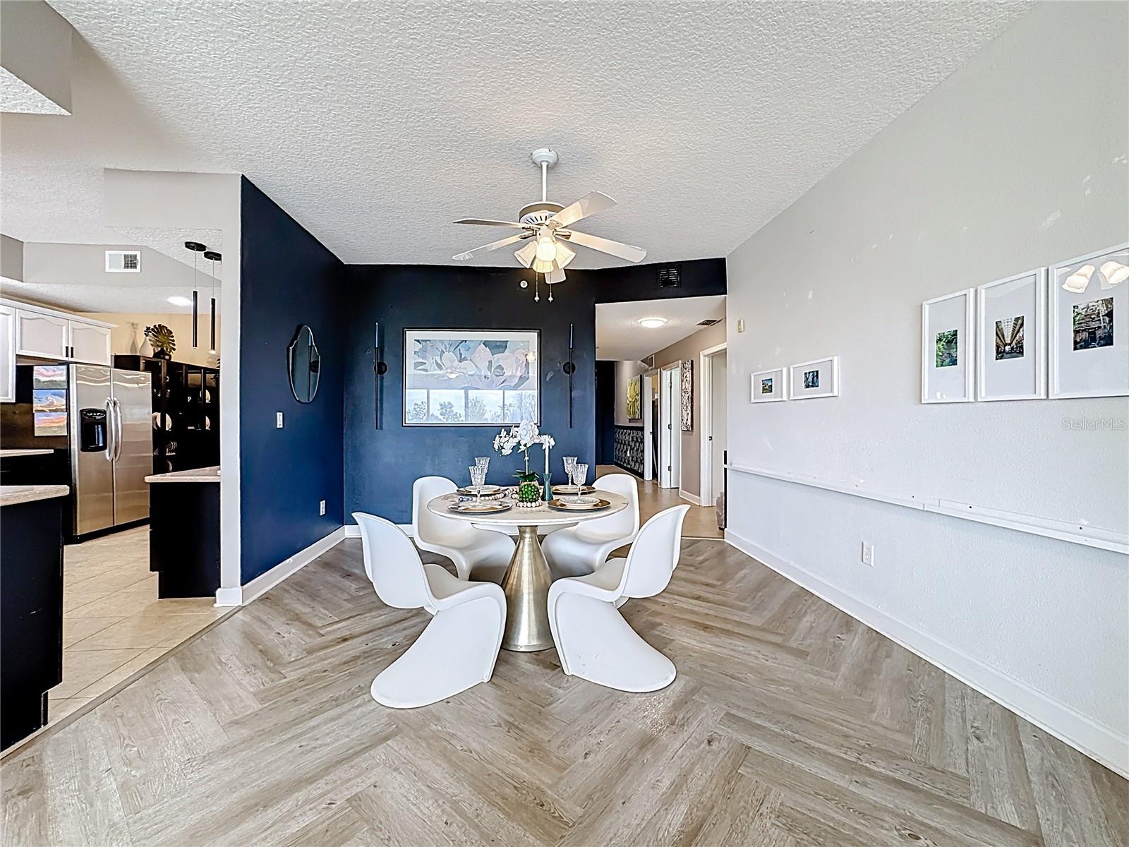 PROMENADE PH 01 - Residential