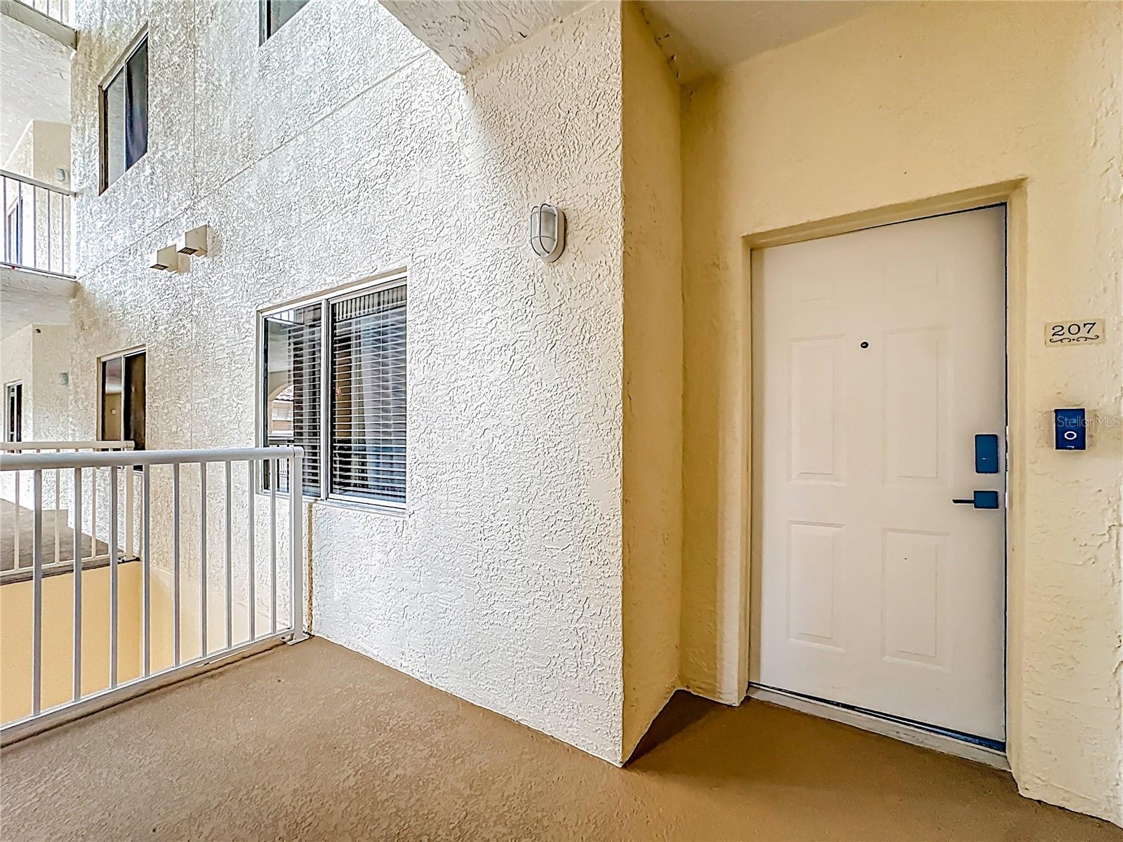 PROMENADE PH 01 - Residential