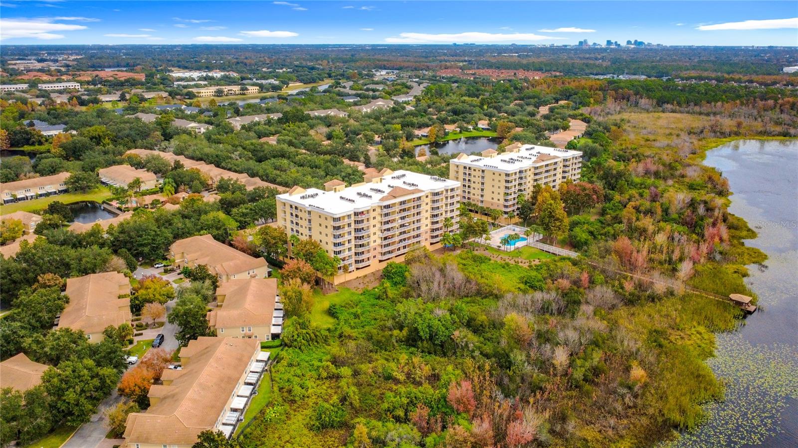 PROMENADE PH 01 - Residential