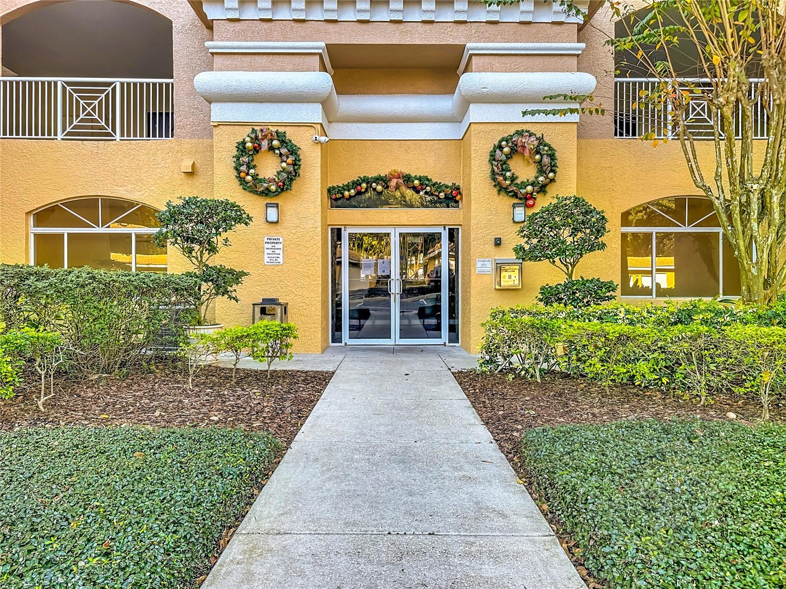 PROMENADE PH 01 - Residential