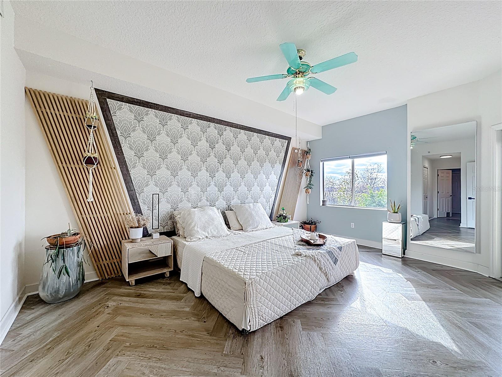 PROMENADE PH 01 - Residential