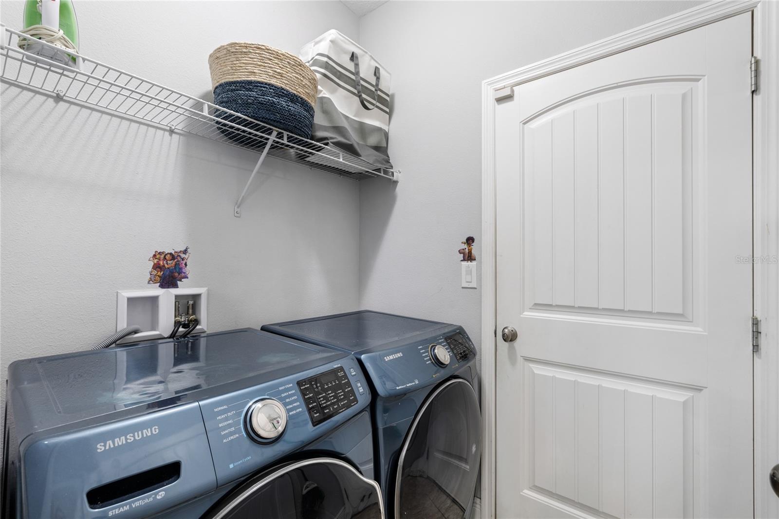 OAKMONT - Residential Lease