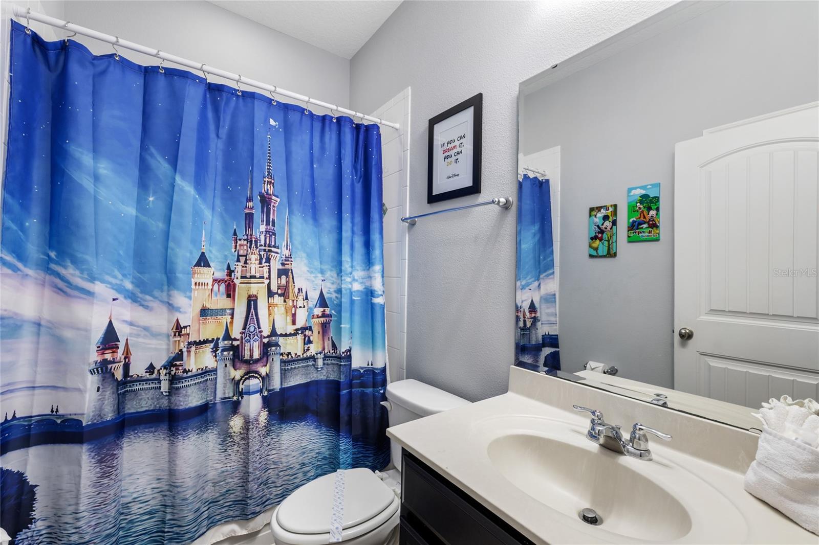 OAKMONT - Residential Lease