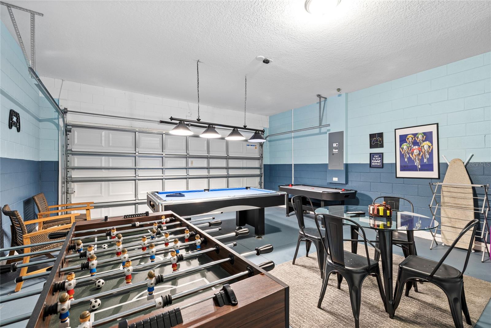 OAKMONT - Residential Lease