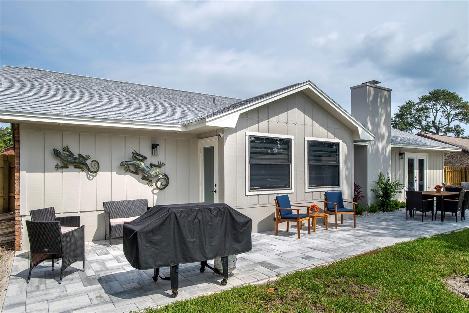 1506 POPLAR DRIVE