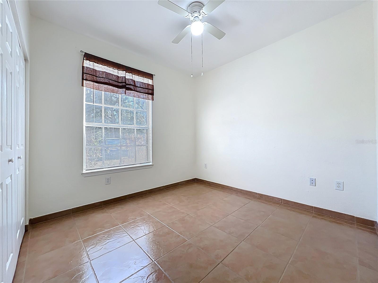 CRESCENT PLACE AT LAKE LOTUS CONDO - Residential