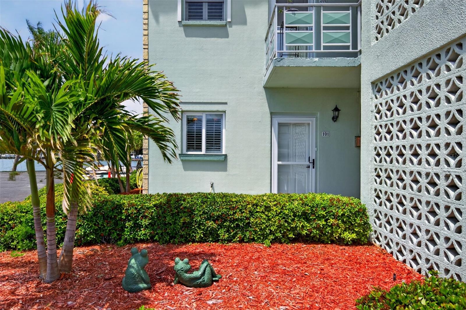 5935 30TH AVENUE S 101