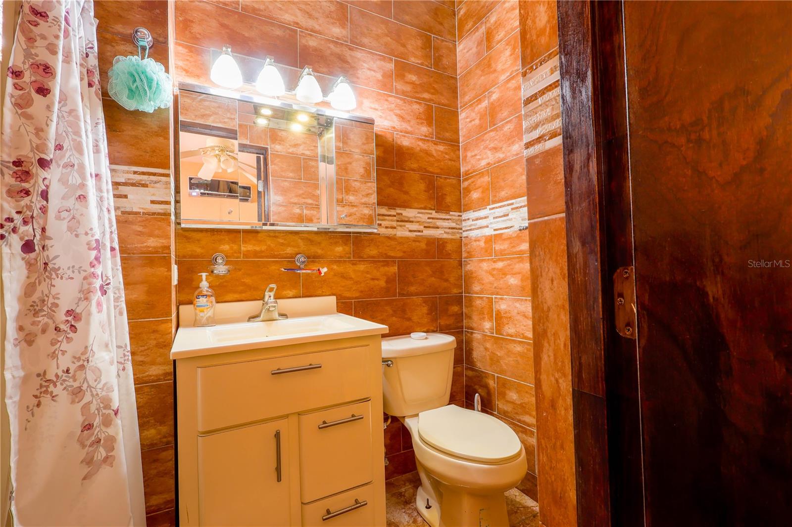 CAIMITAL BAJO - Residential