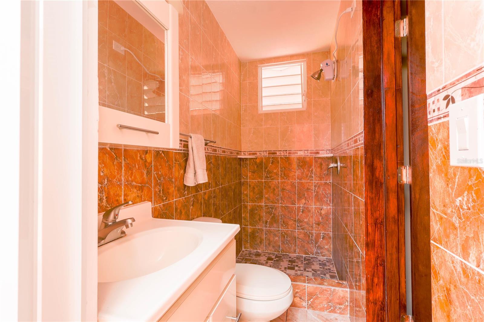 CAIMITAL BAJO - Residential