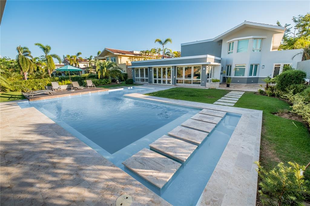 DORADO BEACH EAST - Residential