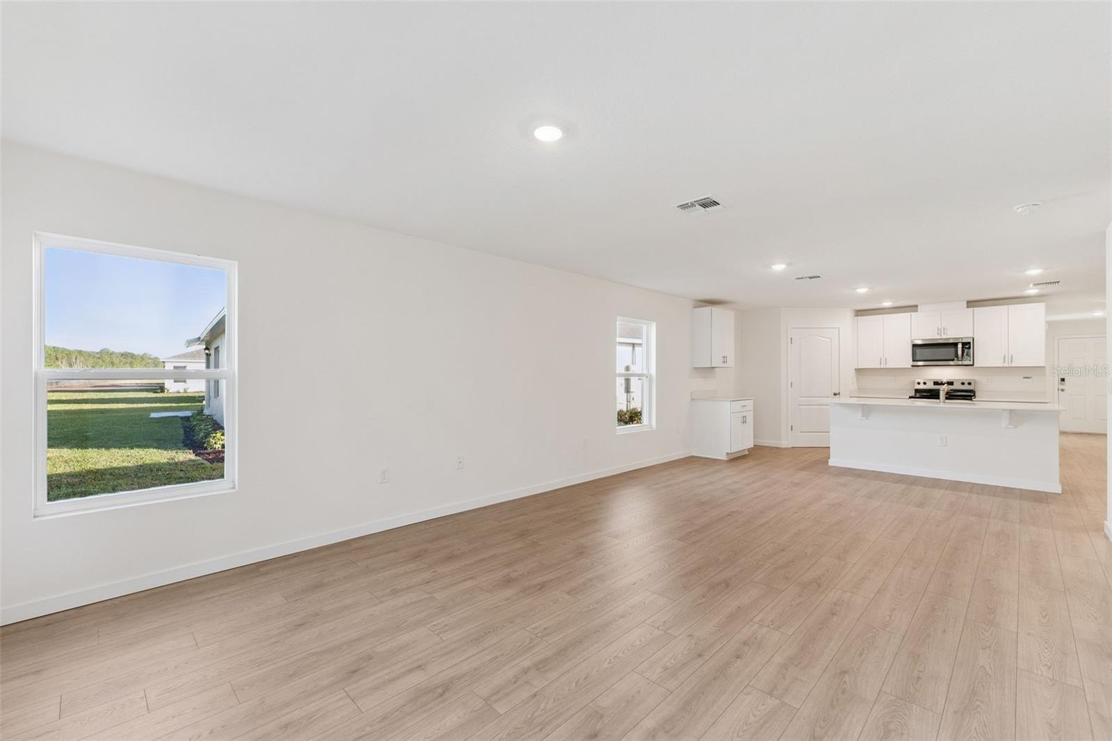 FOUNTAIN VIEW - Residential