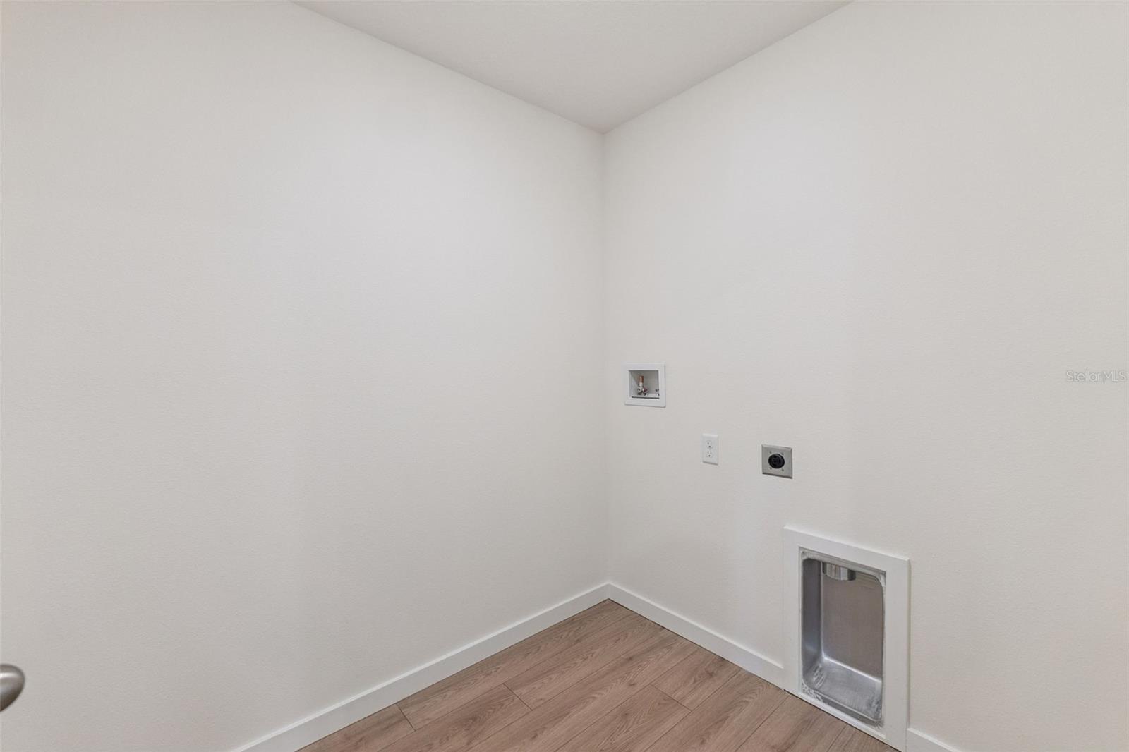 FOUNTAIN VIEW - Residential