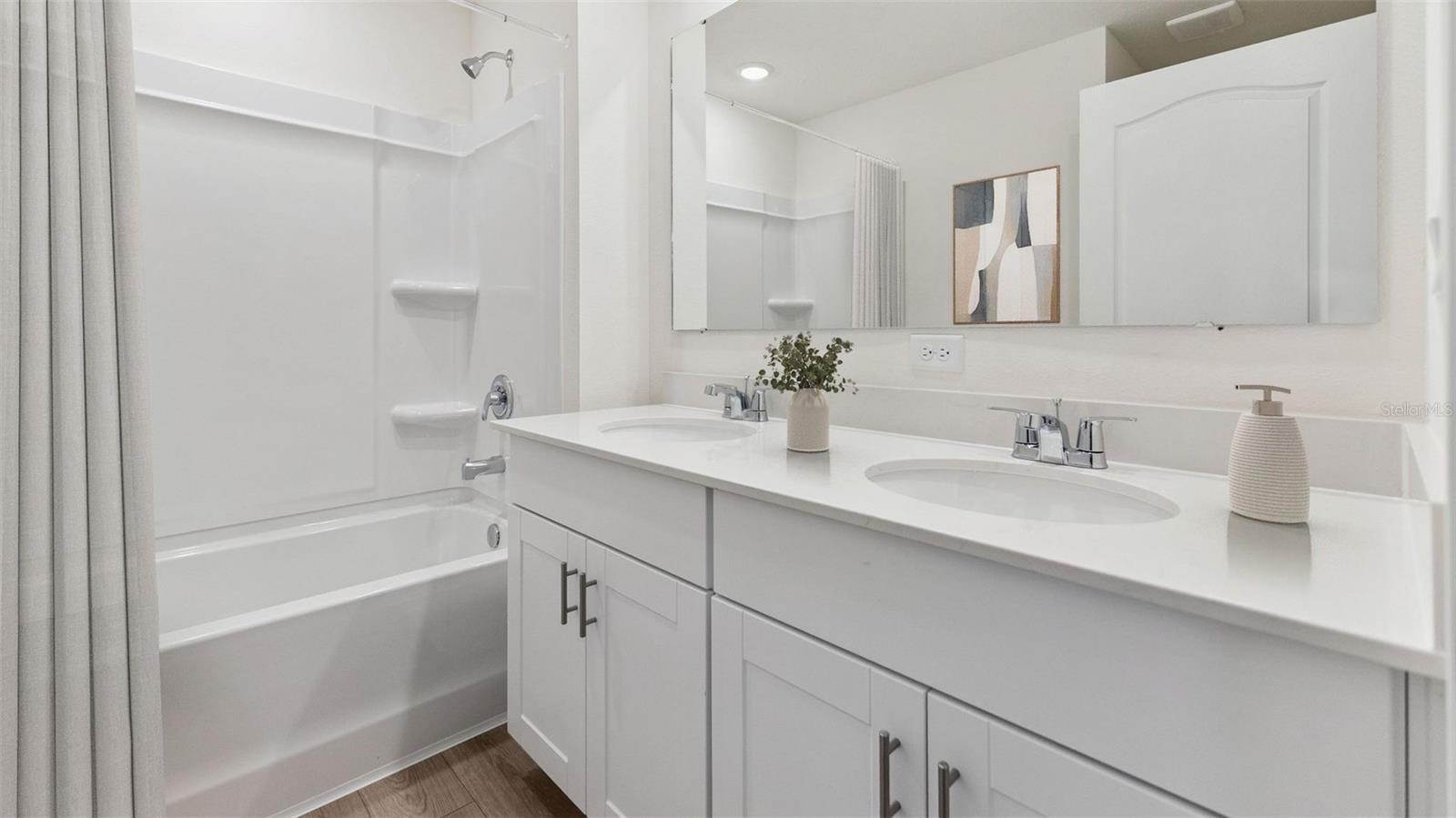 FOUNTAIN VIEW - Residential