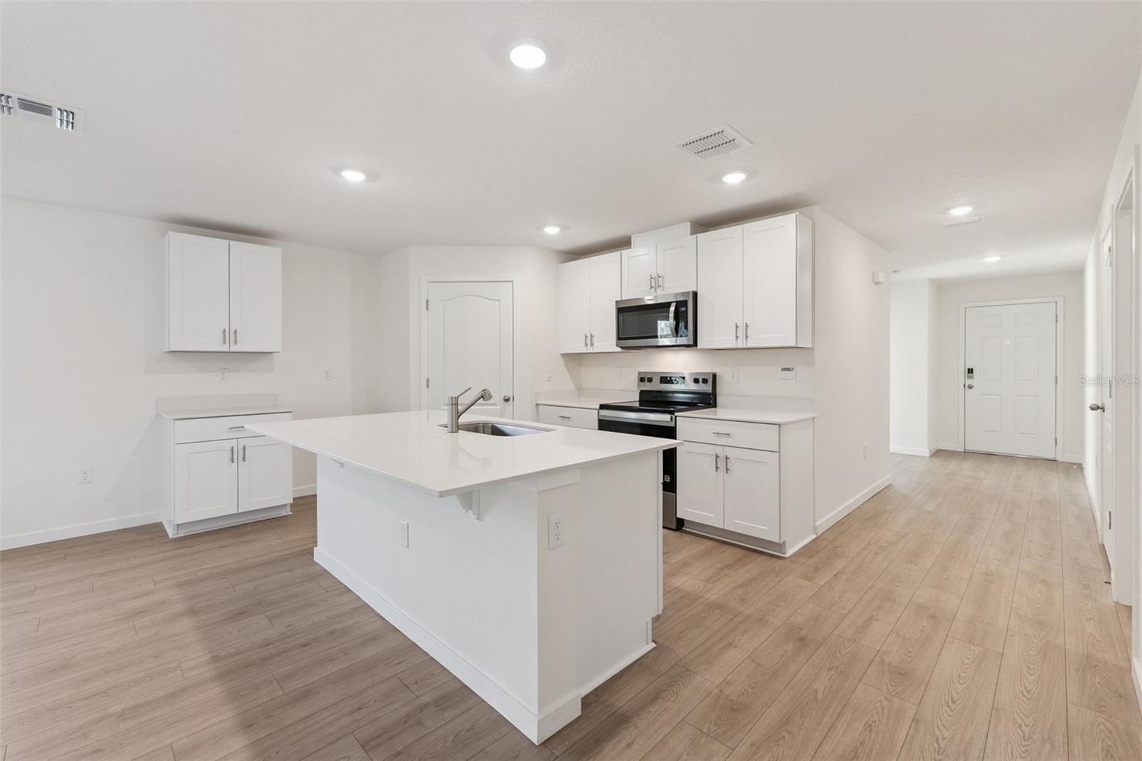 FOUNTAIN VIEW - Residential