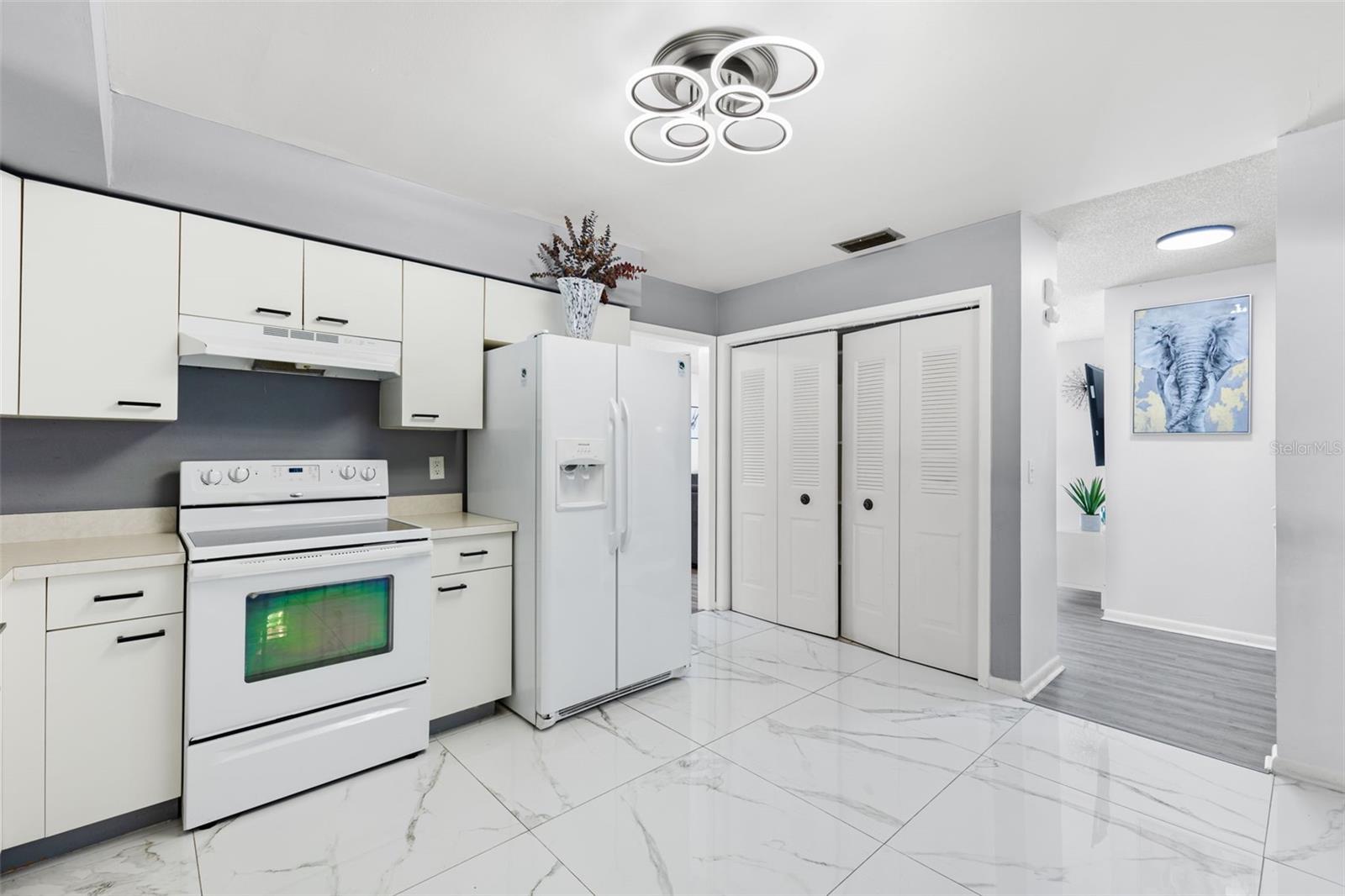 TOWNN COUNTRY PARK SC 9 UN 13A - Residential