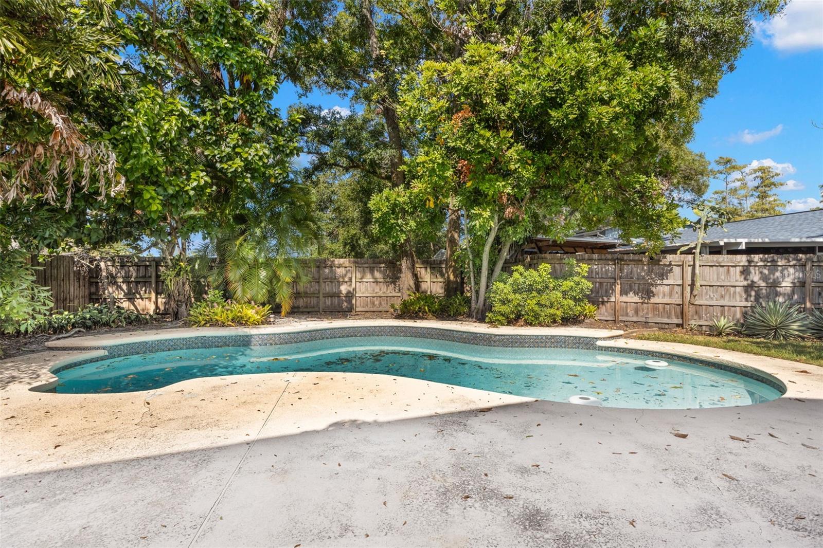 TOWNN COUNTRY PARK SC 9 UN 13A - Residential