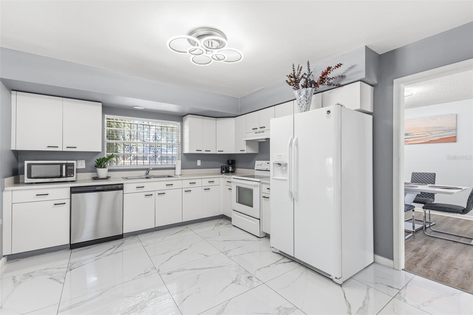 TOWNN COUNTRY PARK SC 9 UN 13A - Residential