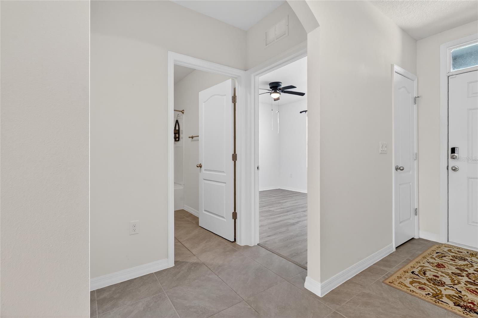 LAKES/LAUREL HLNDS PH 2B - Residential