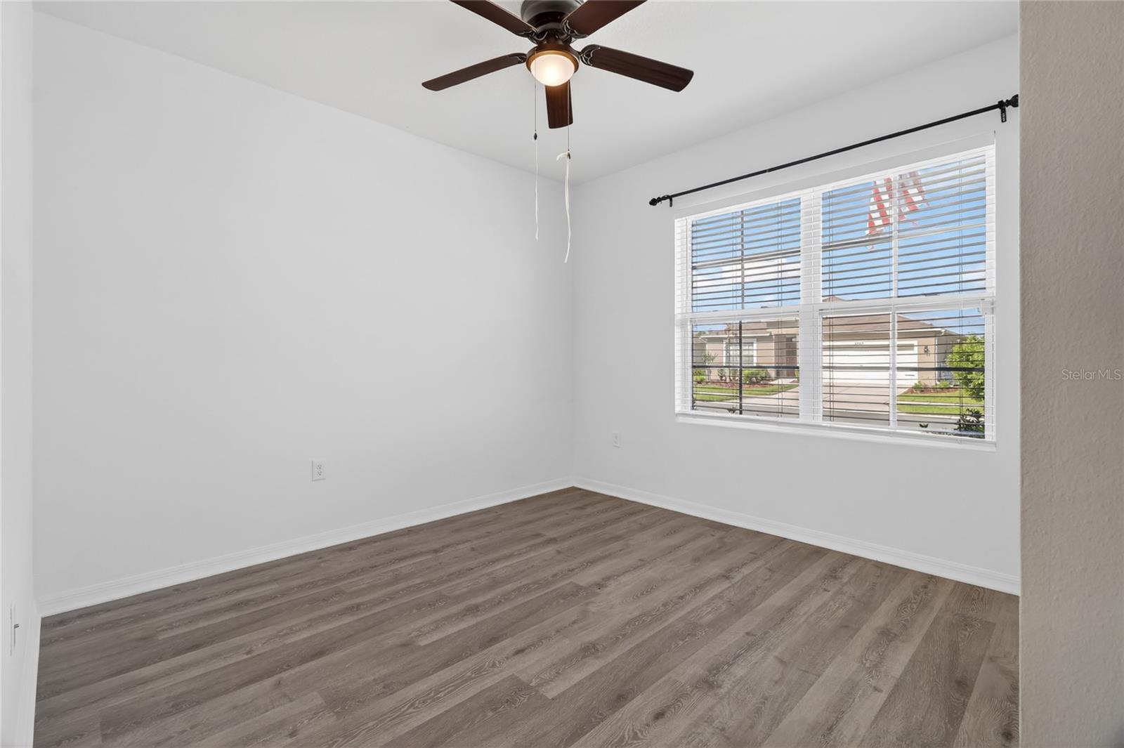 LAKES/LAUREL HLNDS PH 2B - Residential