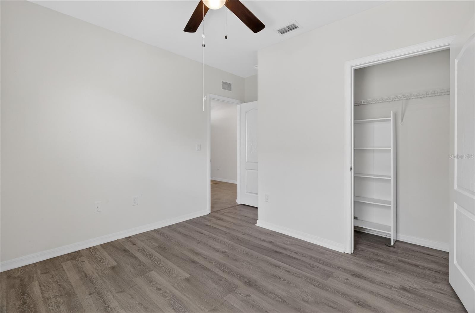 LAKES/LAUREL HLNDS PH 2B - Residential