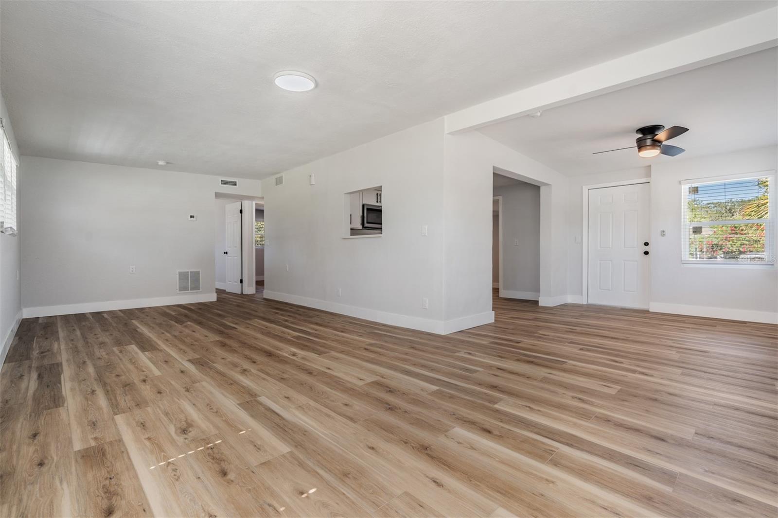 SIESTA TERRACE - Residential