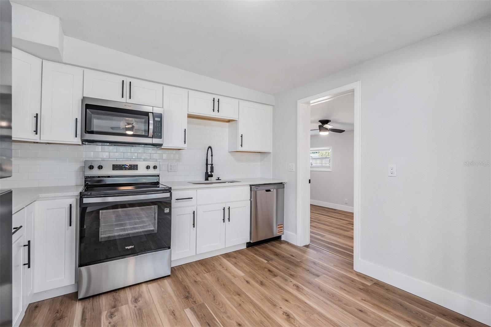 SIESTA TERRACE - Residential