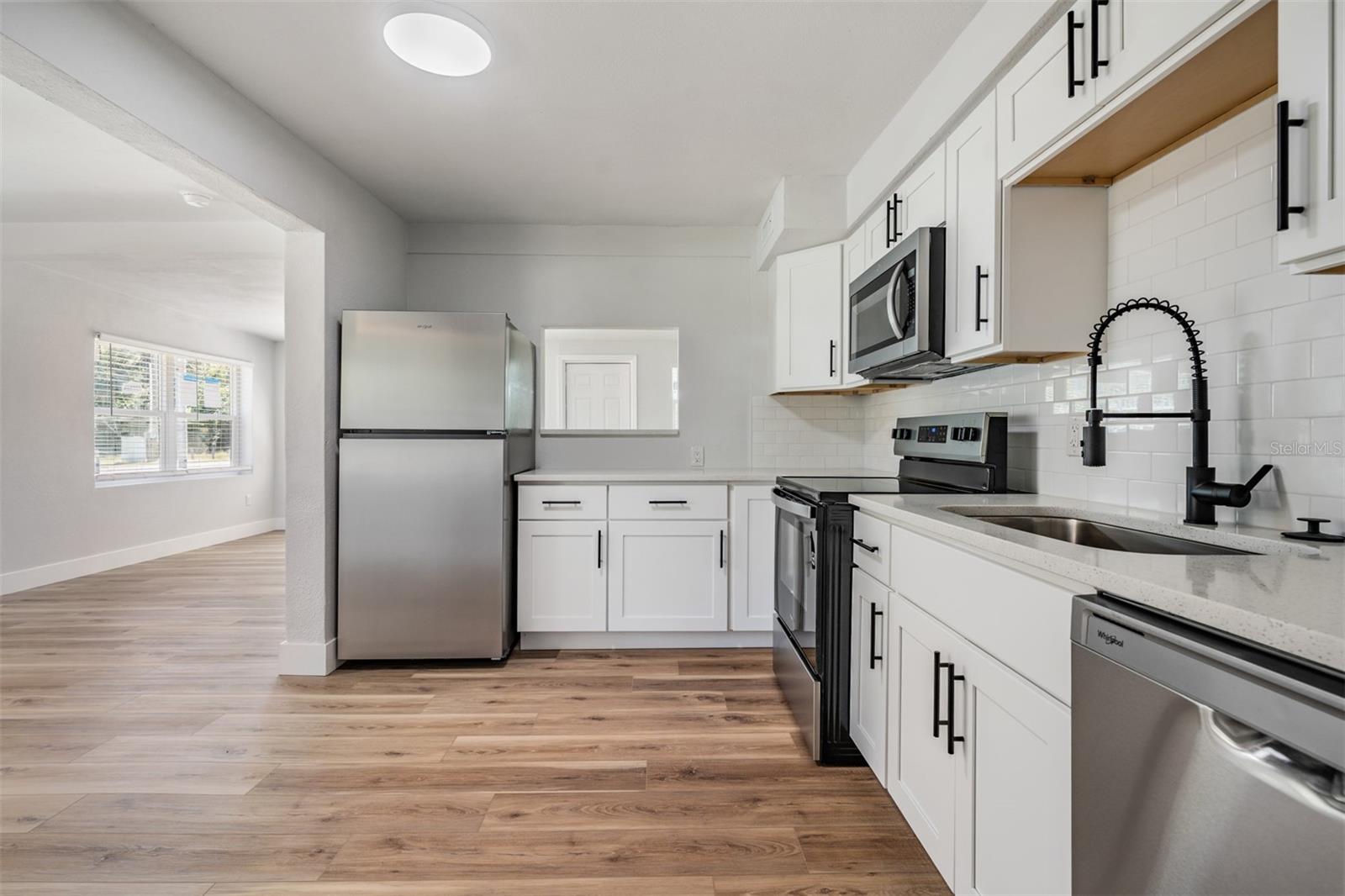 SIESTA TERRACE - Residential