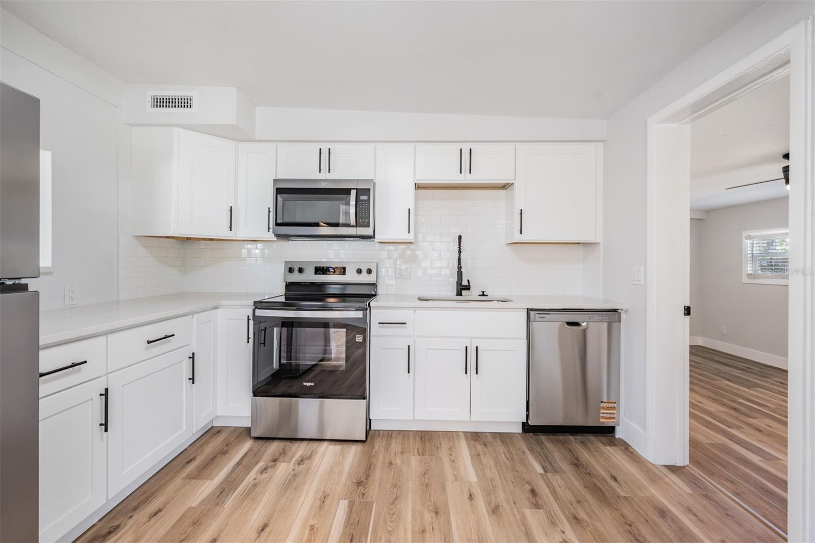 SIESTA TERRACE - Residential