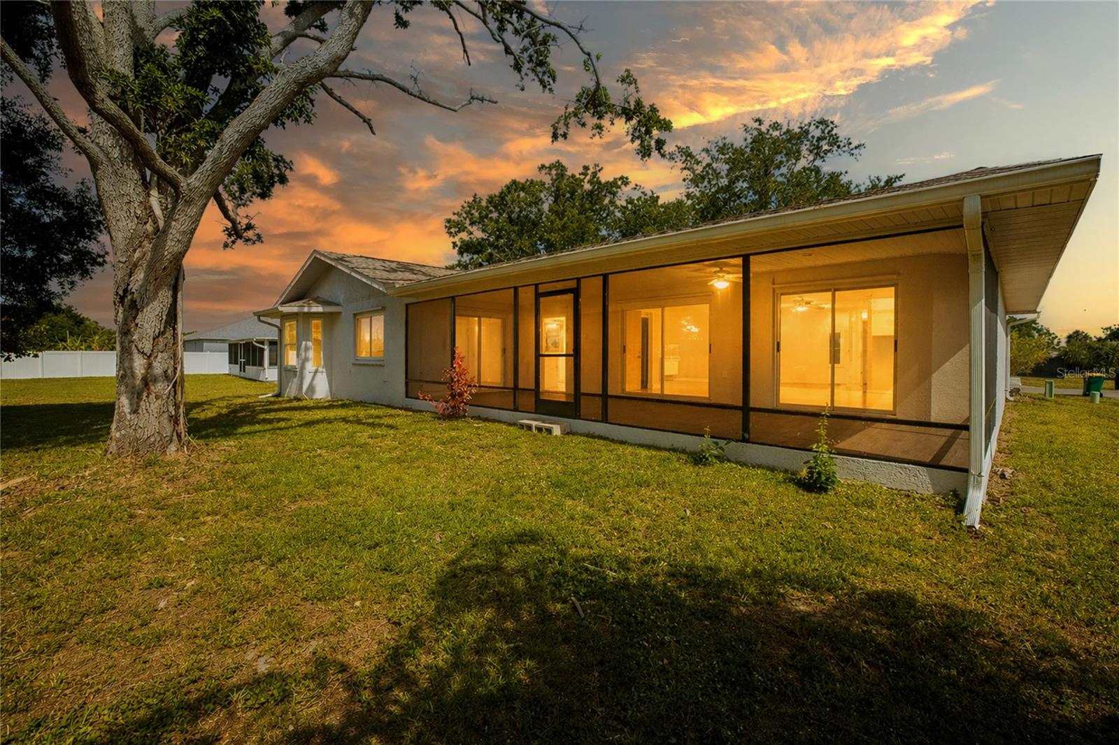 22457 OCEANSIDE AVENUE