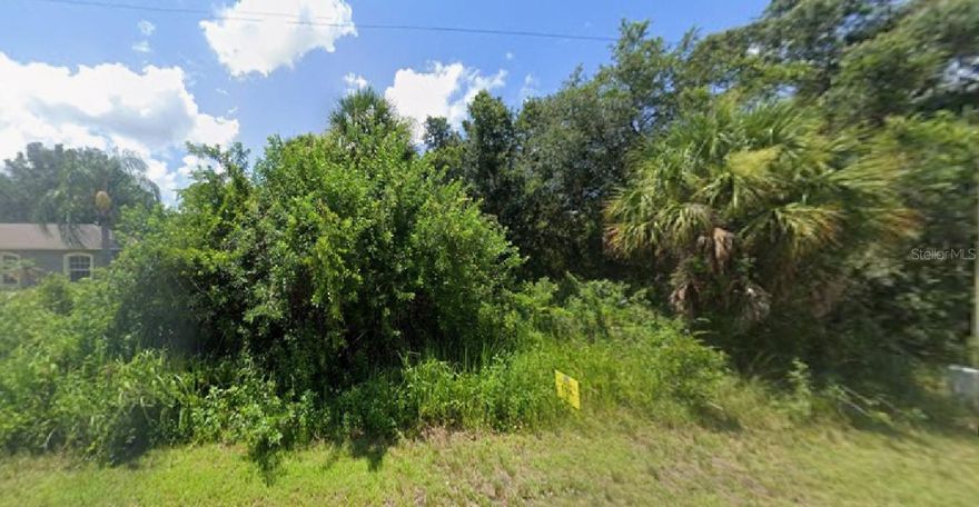 Great vacant lot to build your dream home!