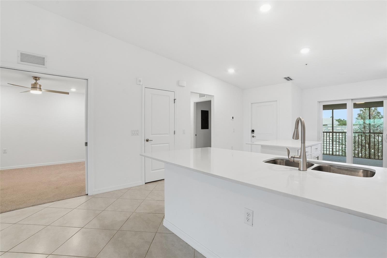 VERANDA II AT HERITAGE LANDING PHASE 2 BLDG 6 UNIT - Residential