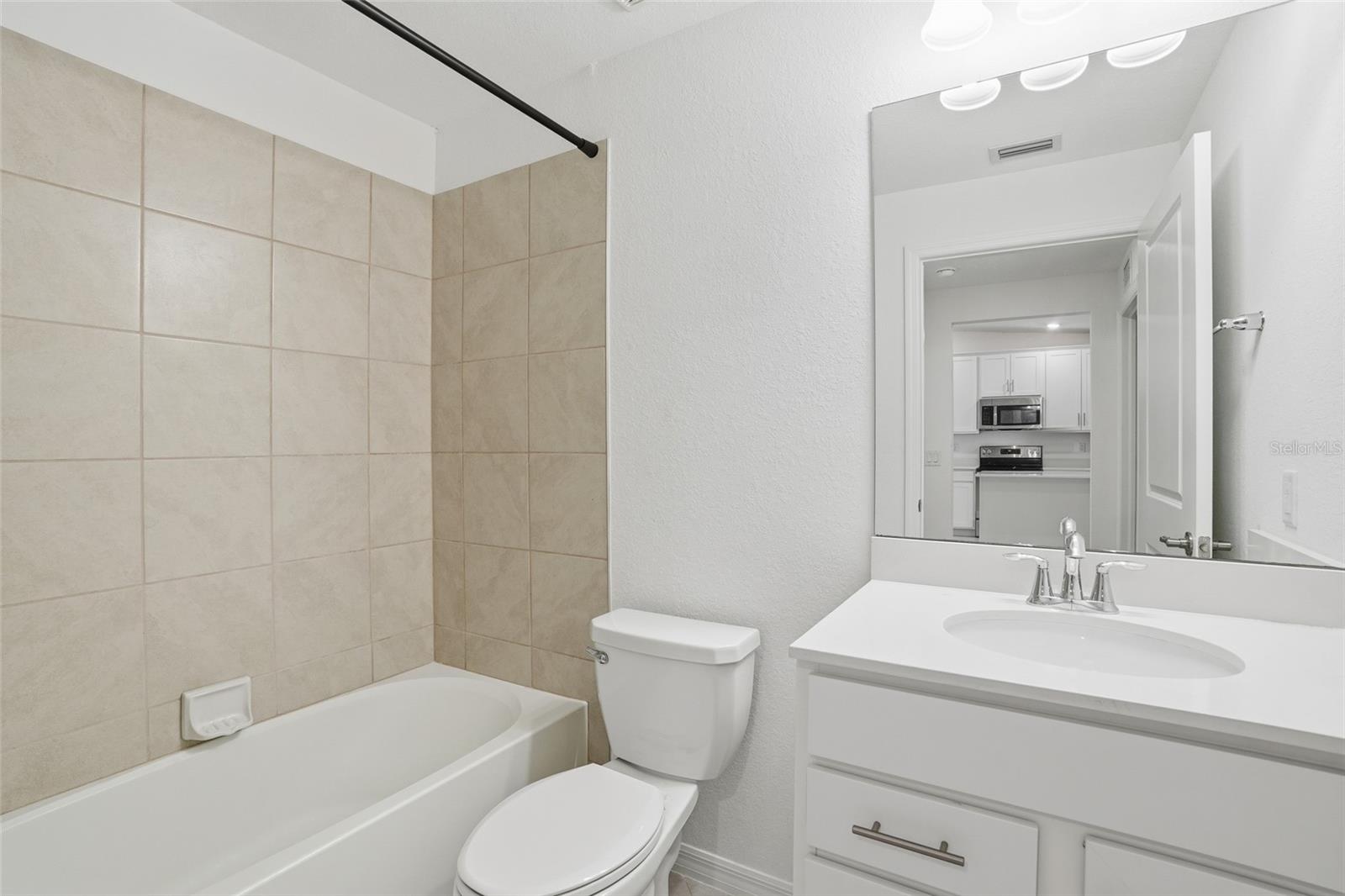 VERANDA II AT HERITAGE LANDING PHASE 2 BLDG 6 UNIT - Residential