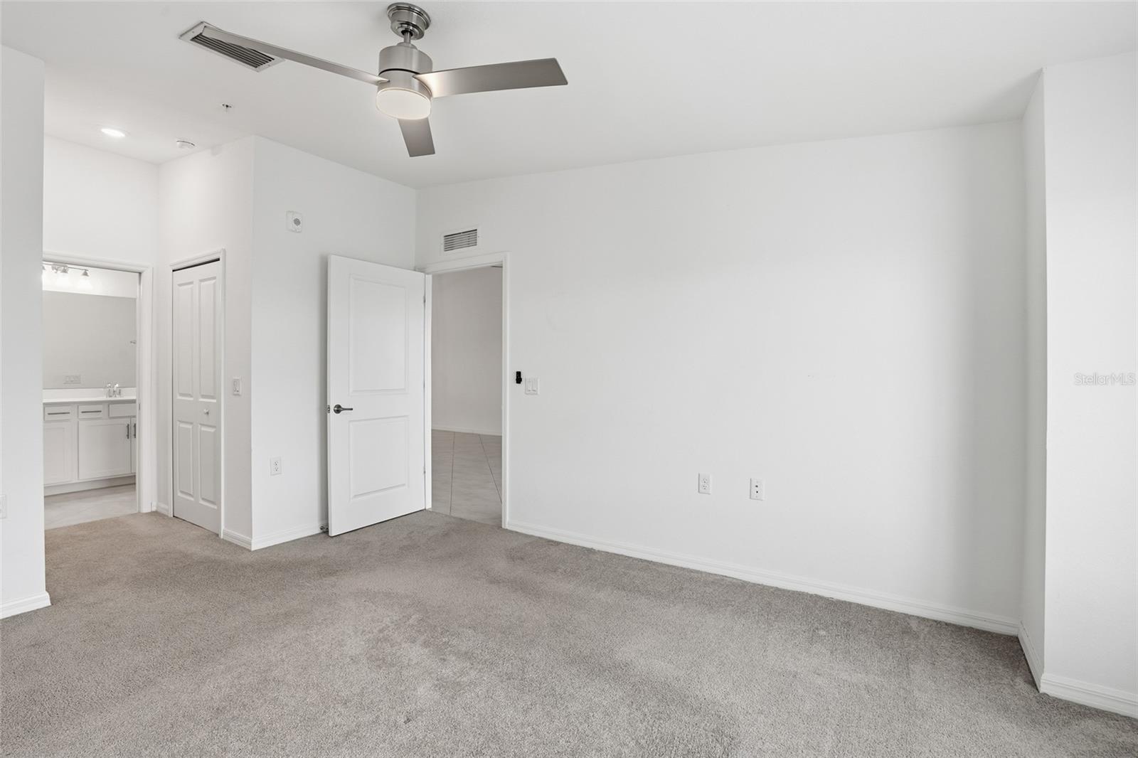 VERANDA II AT HERITAGE LANDING PHASE 2 BLDG 6 UNIT - Residential