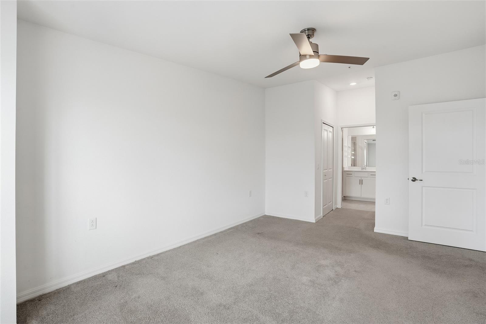 VERANDA II AT HERITAGE LANDING PHASE 2 BLDG 6 UNIT - Residential