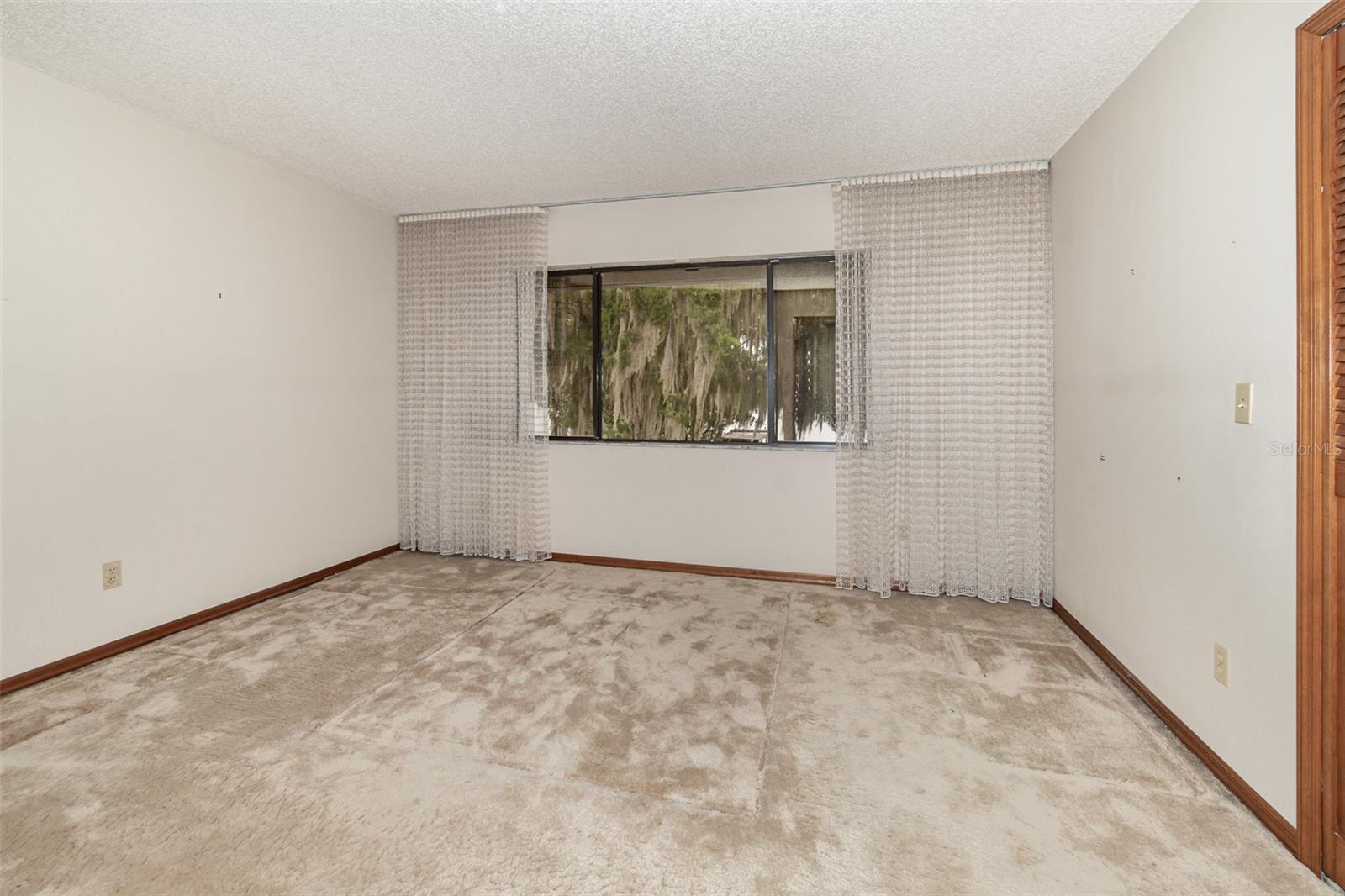 MAITLAND SHORES - Residential Lease