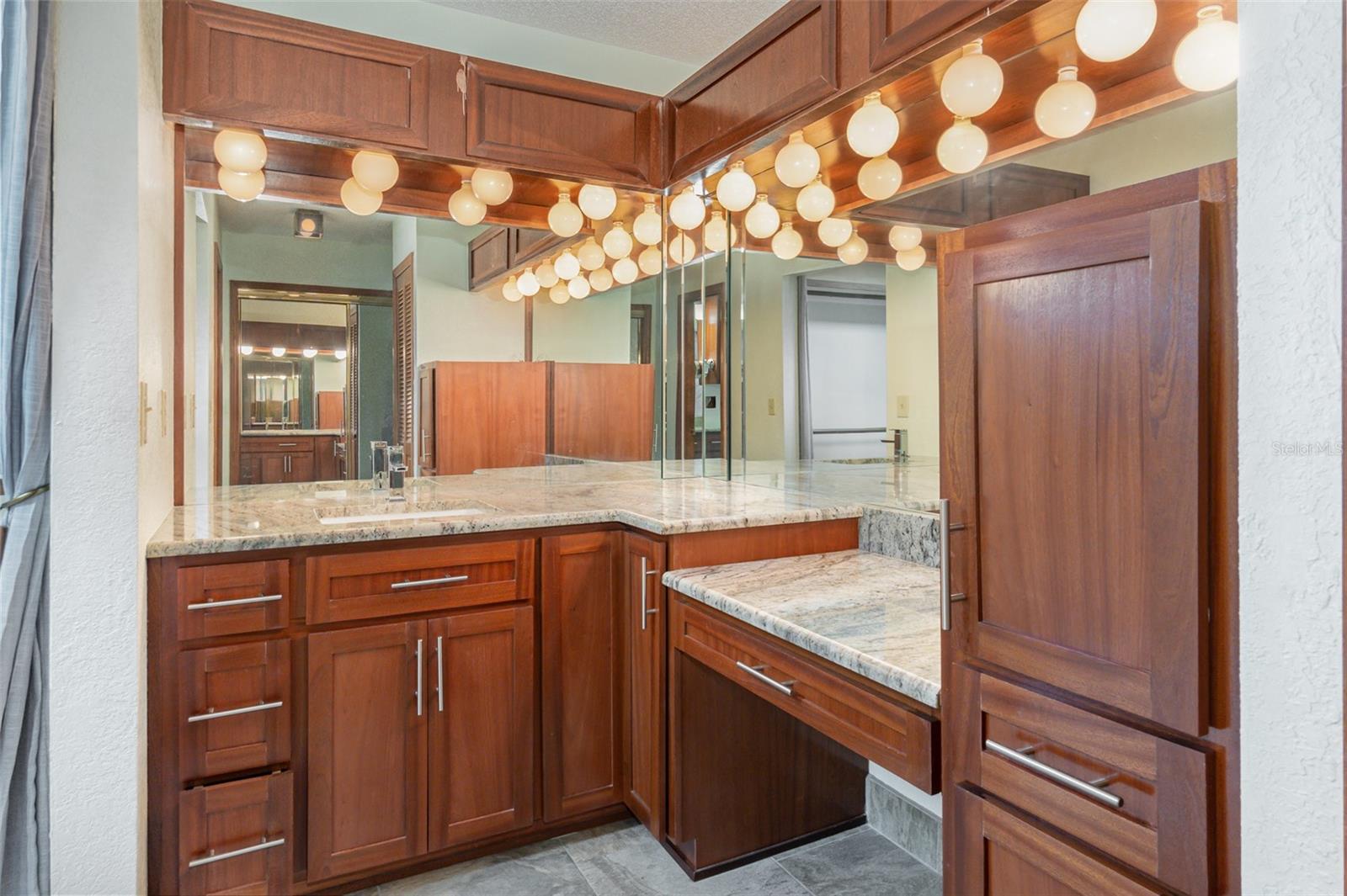 MAITLAND SHORES - Residential Lease