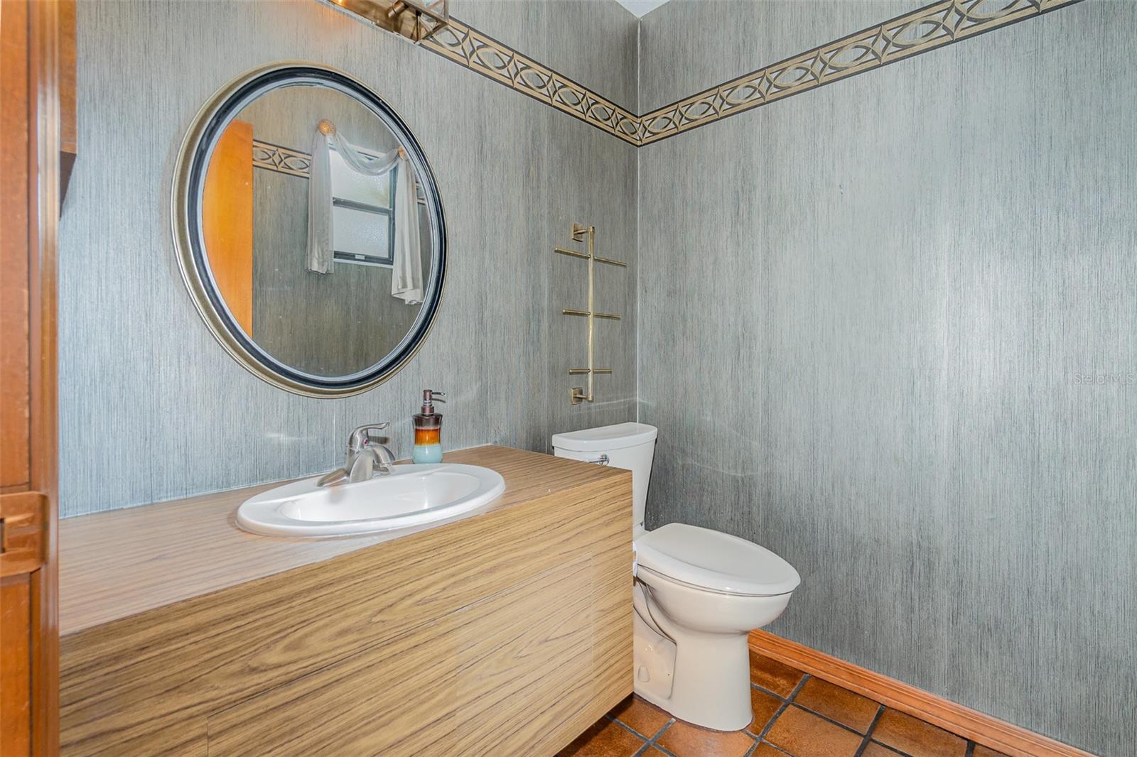 MAITLAND SHORES - Residential Lease