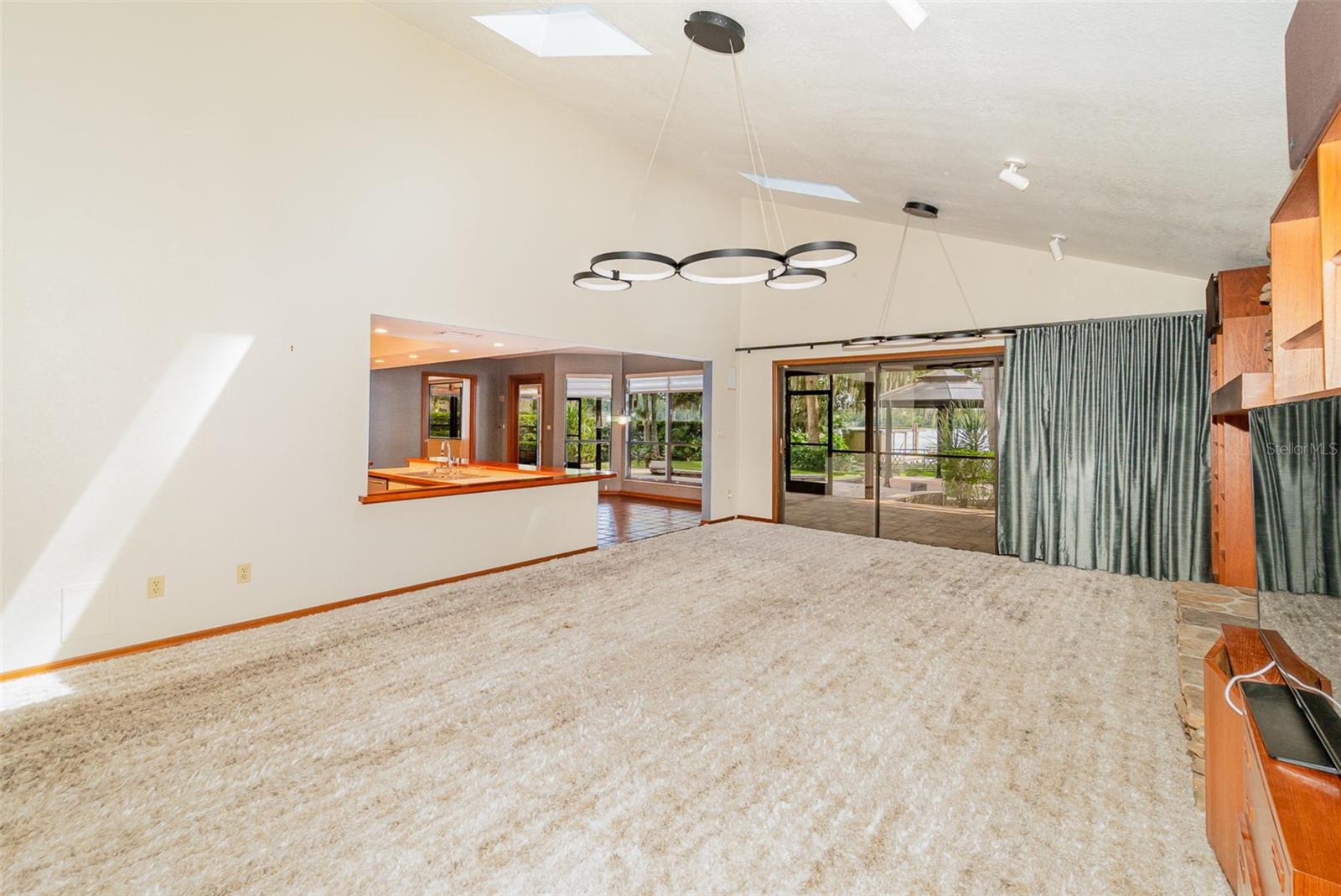 MAITLAND SHORES - Residential Lease