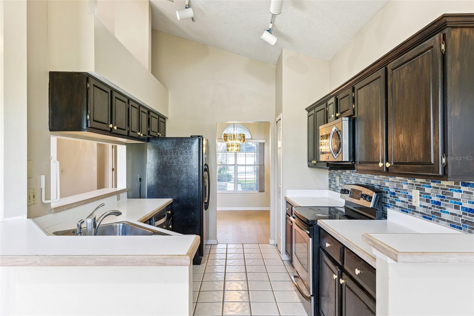 STRATTON HILL - Residential