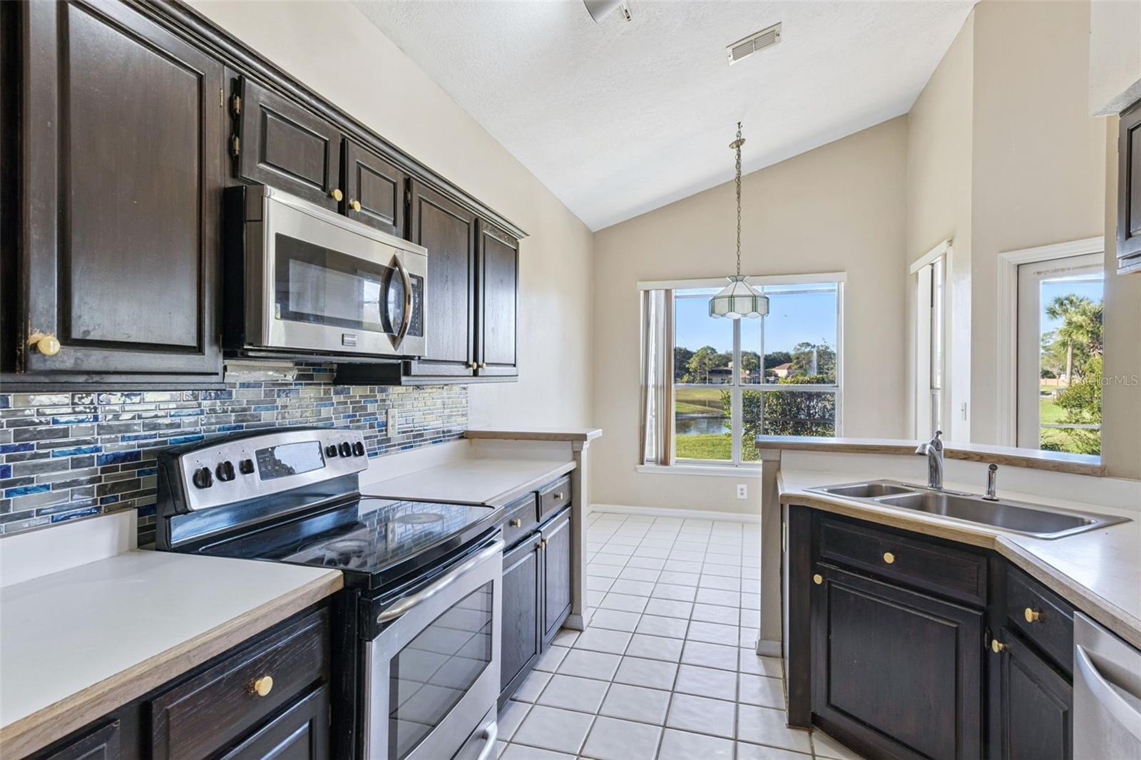 STRATTON HILL - Residential