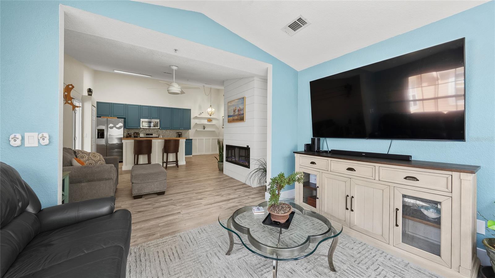 GRAND RESERVE CONDO - Residential