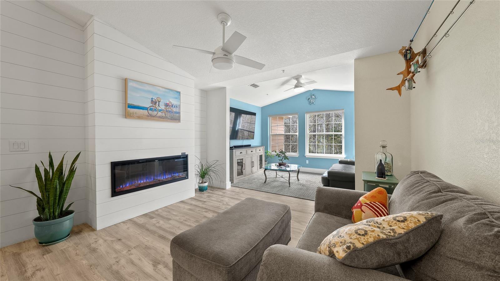 GRAND RESERVE CONDO - Residential