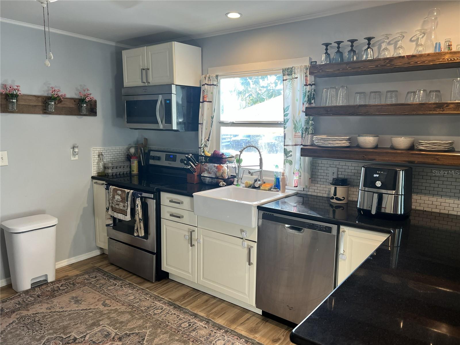 SHORE ACRES - Residential