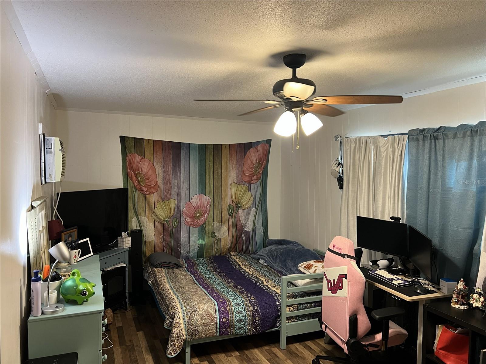 SHORE ACRES - Residential