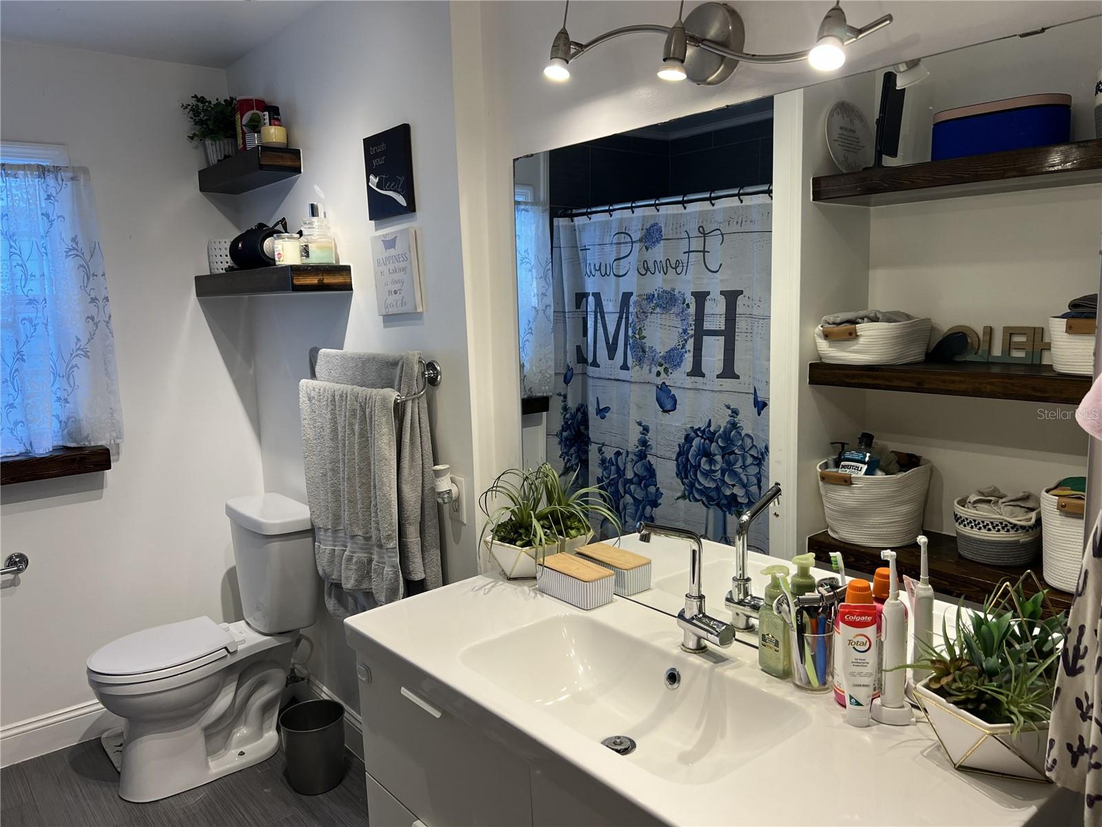 SHORE ACRES - Residential